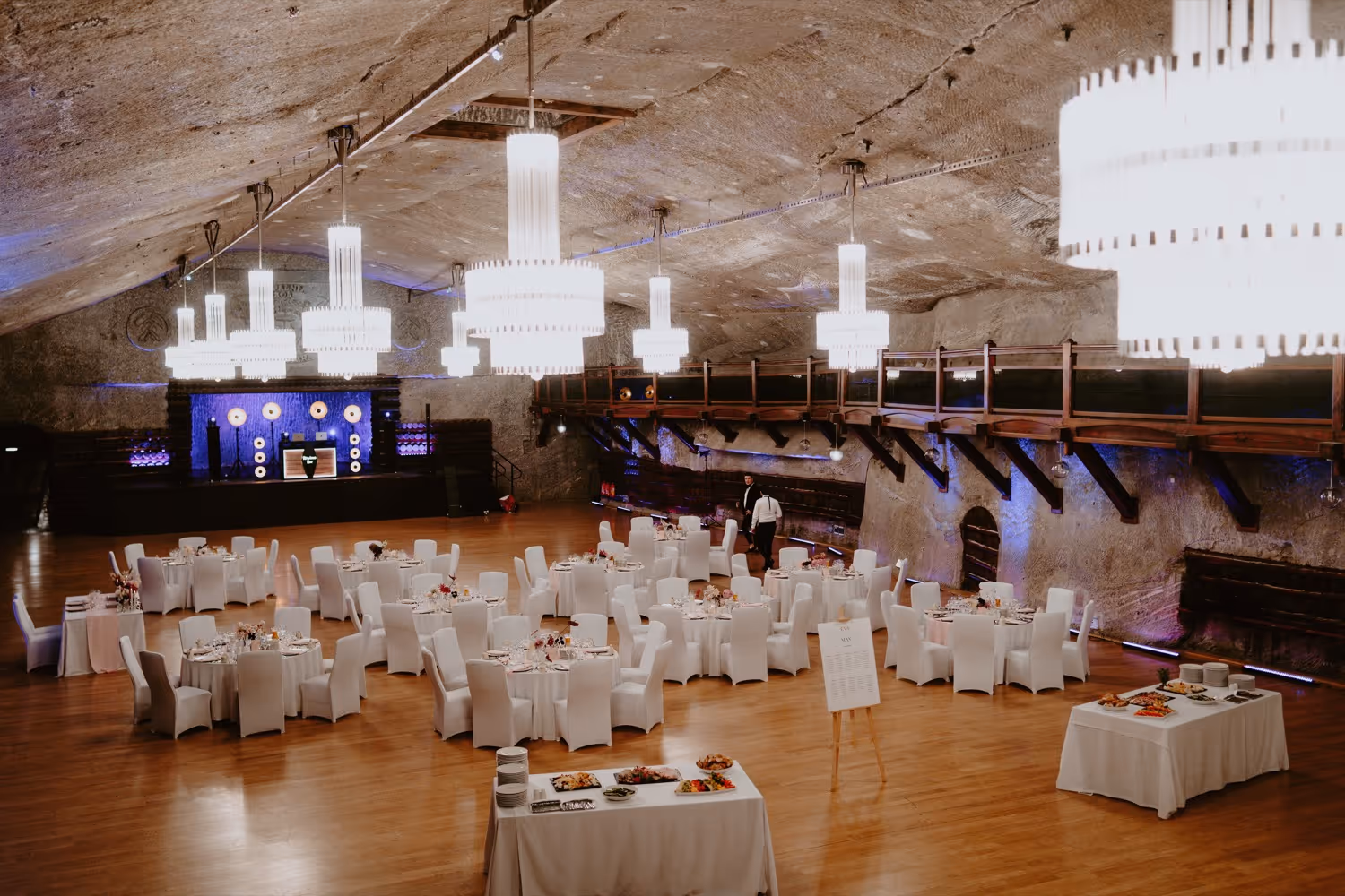 wedding in krakow - planning and organization